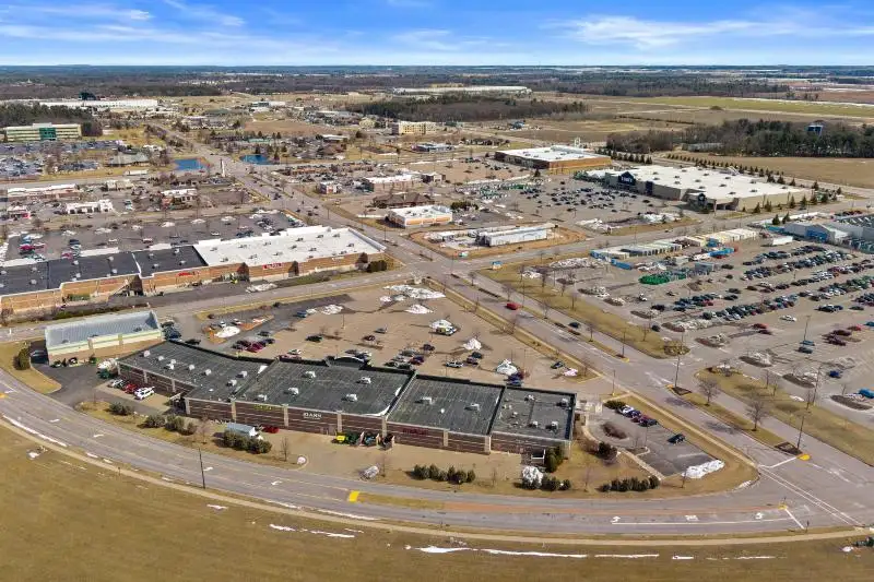 Retail Space for Lease in Plover, Wi - 4,000 Sf with High Visibility