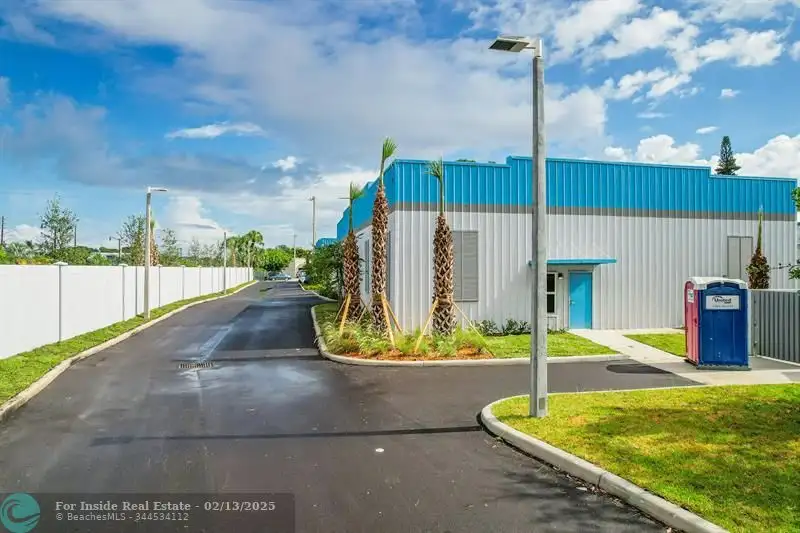 New 10,000 Sq Ft Warehouse Space in Central Pompano Beach with B-4 Commercial Zoning