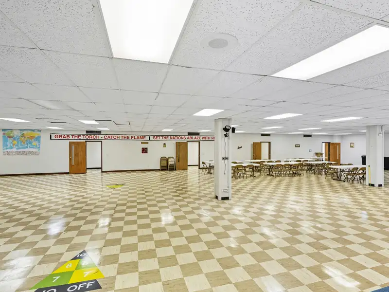 Multi-use Church Property with School and Daycare Facilities in Prime Location