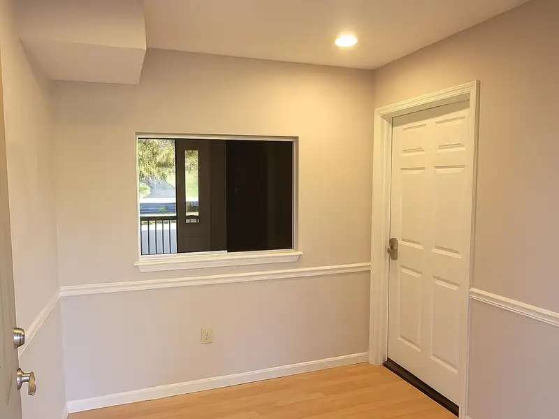 Professional 1,200 Sq. Ft. Office Suite for Lease on U.s. Highway 42