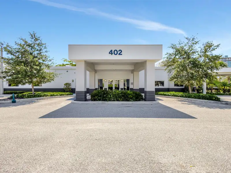 Renovated 5,194 Sf Commercial Building on Federal Highway, Delray Beach