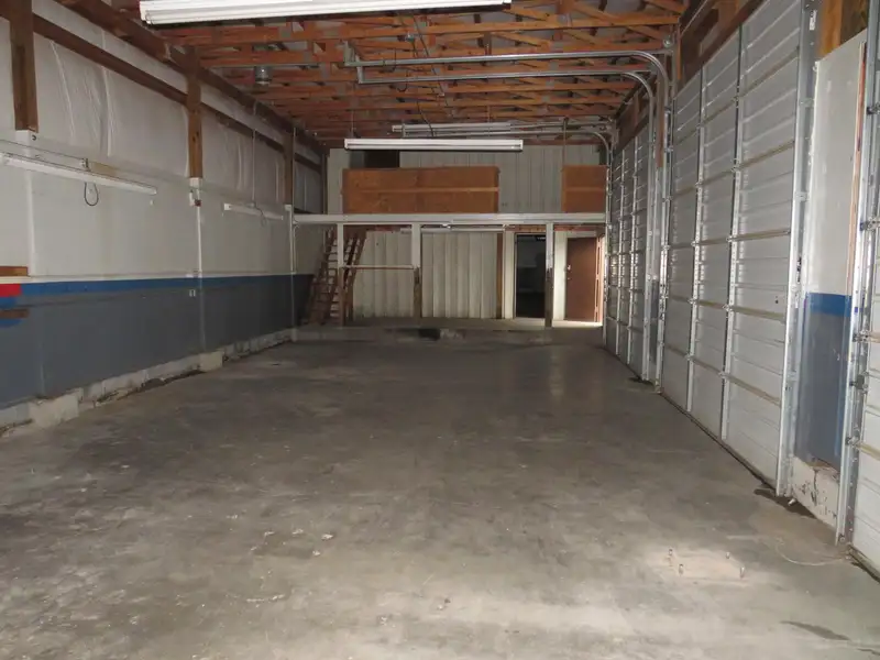 Versatile Commercial Property on Highway 25 N, Corbin with Showroom and Office Spaces