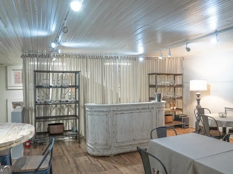 Prime Downtown Cartersville Commercial Property with Retail Space and Rooftop Potential