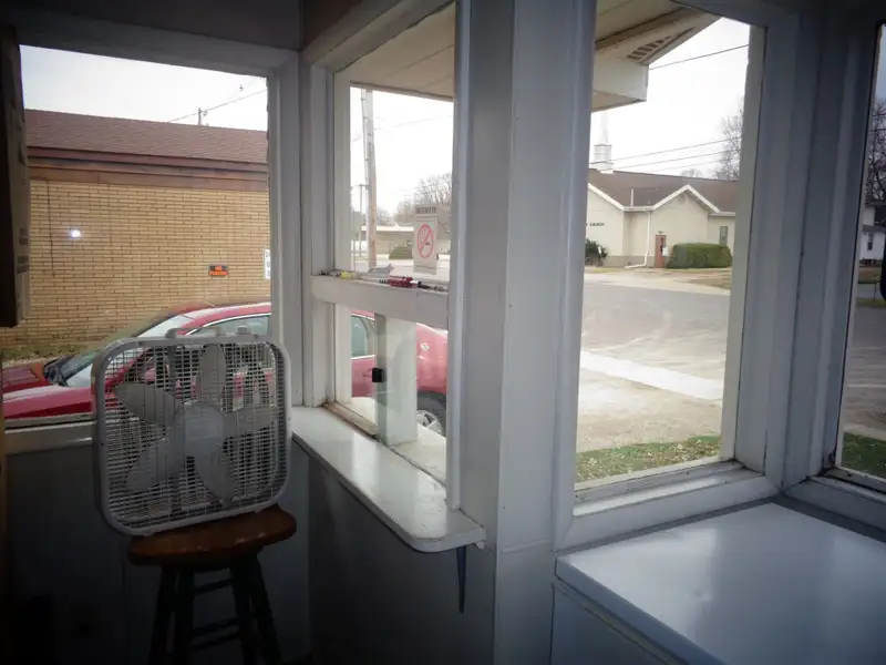 Established Eatery for Sale Near Pekin with Covered Patio and Equipment Included