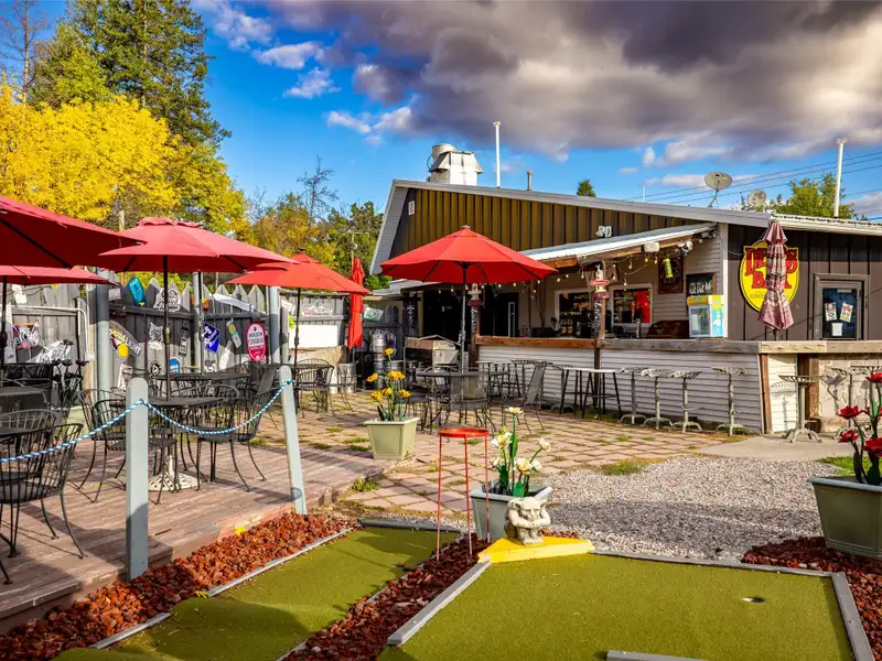 Historic Del's Bar & Grill: Profitable Lakeside Business in Somers, Mt with Liquor License