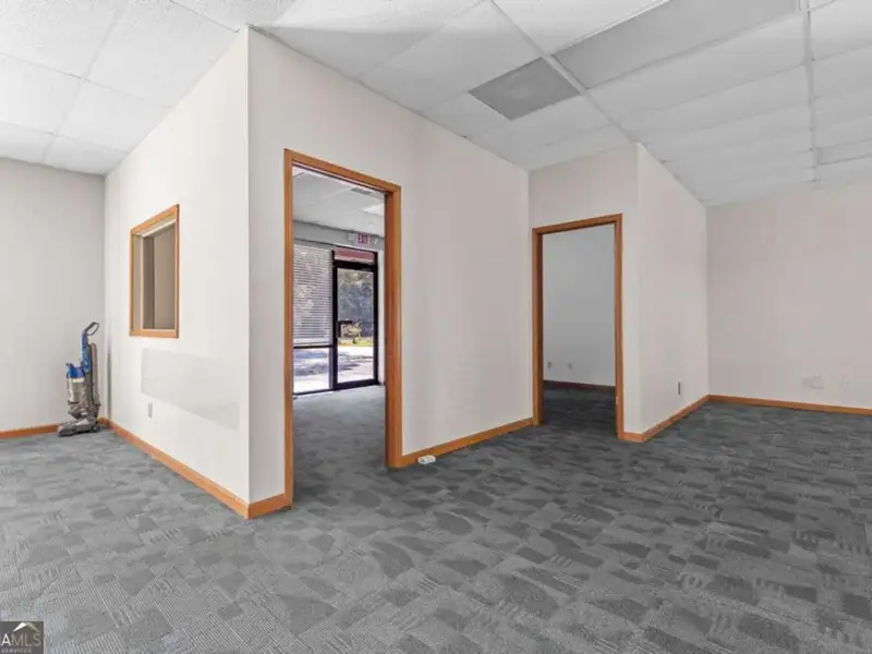 9,000 Sqft Industrial Building on 1.03 Acres in St. Marys, Ga