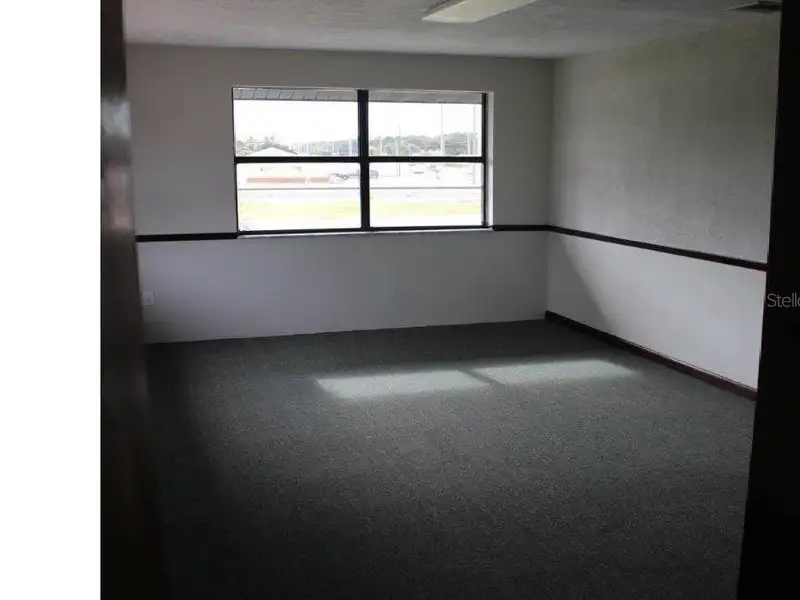 Medical/professional Office Space for Lease in Busy Sr-442 Business Complex