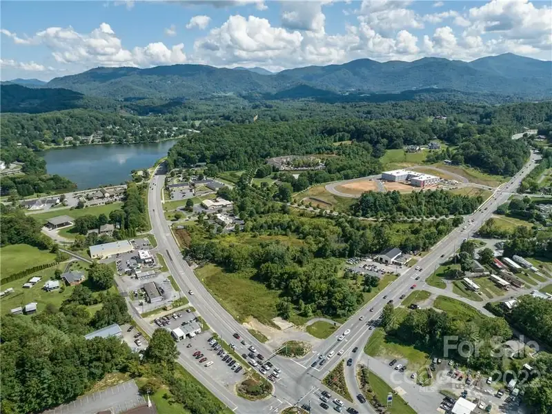 6-acre Commercial Parcel on High-traffic Dellwood Road, Opportunity Zone