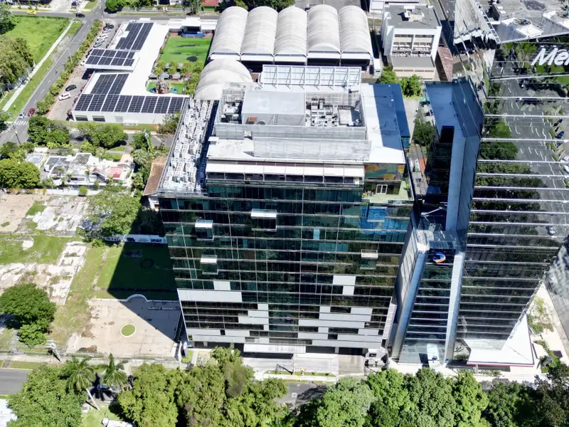 Modern 173 M² Office Space in Office One, Obarrio with Parking and Storage