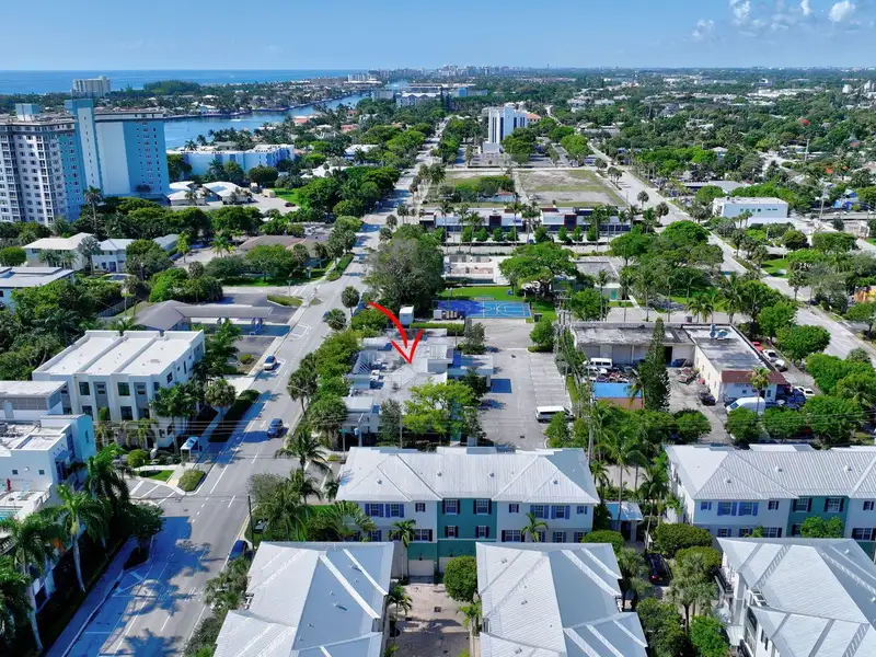 Renovated 5,194 Sf Commercial Building on Federal Highway, Delray Beach