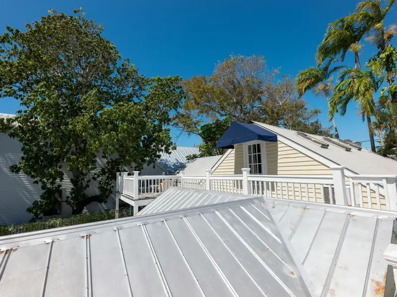 Boutique Guesthouse in Historic Old Town Key West with 15 Deluxe Rooms