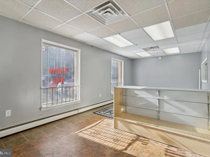 Mixed-use Property with Retail Space and 3-bedroom Apartment in Upper Darby