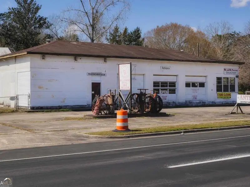 4-acre Commercial Property with Historic Fire Museum on Us Hwy 17, Woodbine