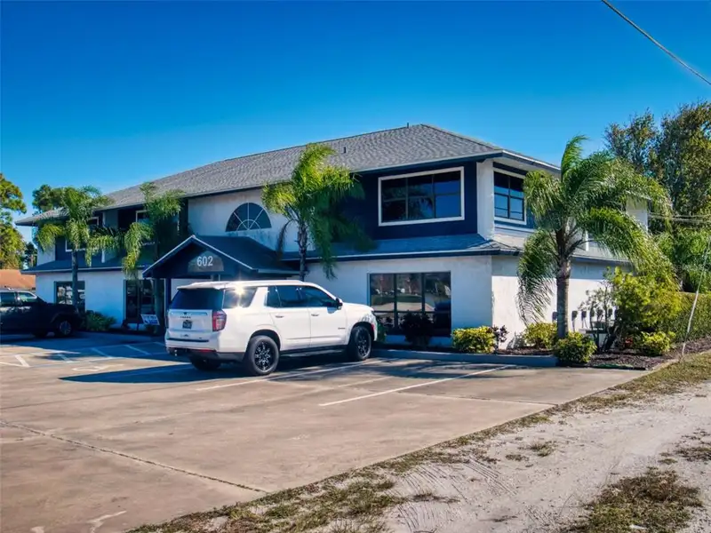 Medical/professional Office Space for Lease in Busy Sr-442 Business Complex