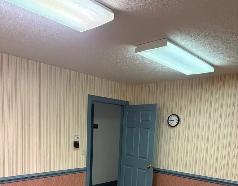 Versatile 2352 Sq. Ft. Brick Ranch Office Building in Virginia with Ample Parking