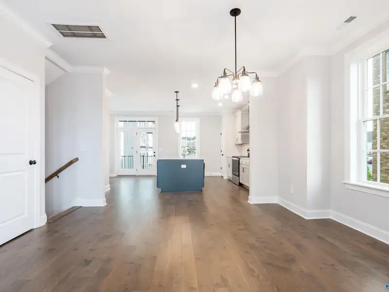 Live/work Townhome with Flex Space, Gourmet Kitchen, and 2-car Garage in Prime Location