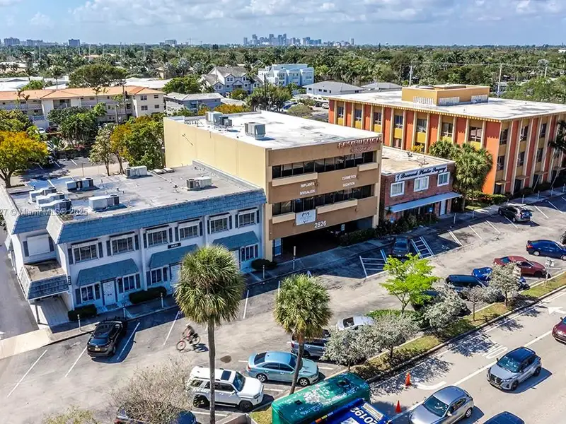 Fully Leased Medical Office in Prime Location with Ample Parking and Modern Amenities