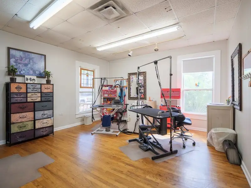 Versatile Flex Building with Office and Warehouse Space in Prime Valdosta Location