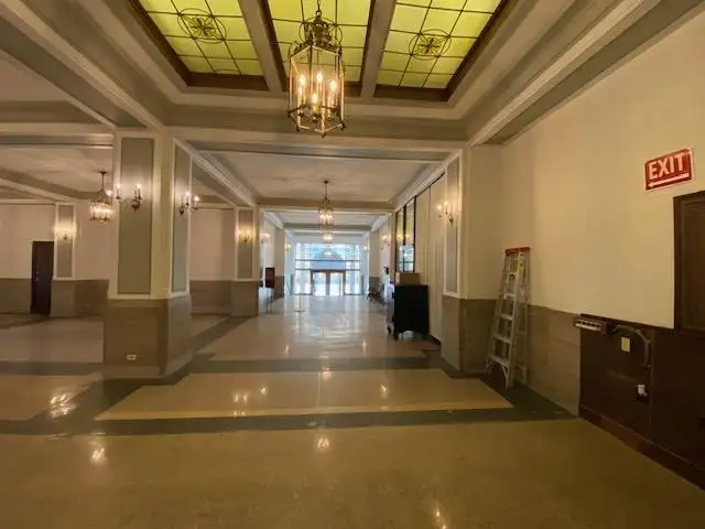 Kiosk Space for Rent in Historic Building Near Riverfront and Public Square