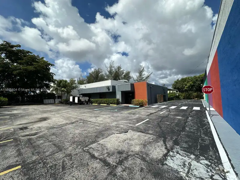 Class a Warehouse and Production Studio with Offices in Doral, Fl
