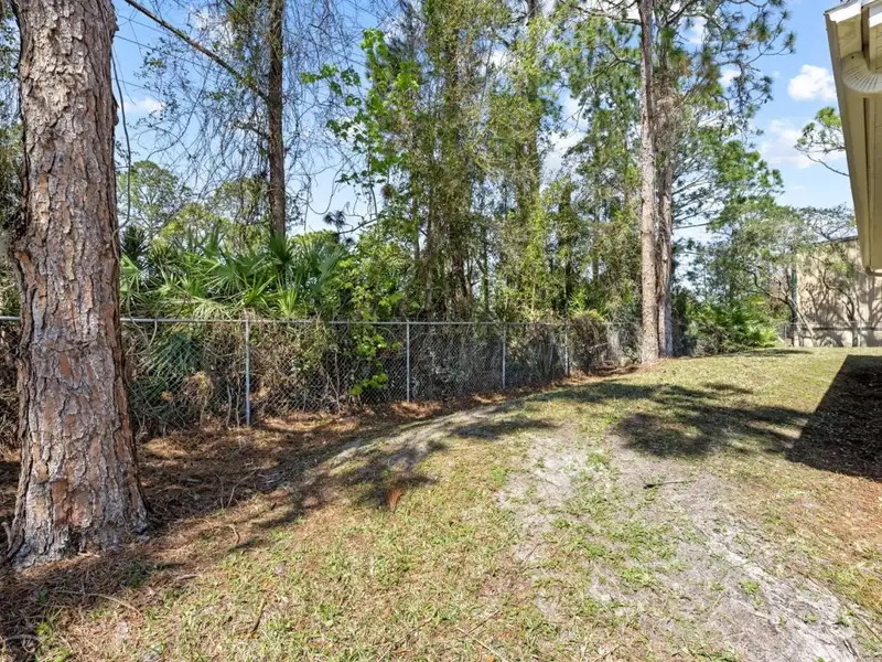 Commercial Building with Offices and Open Storage in St. Johns County