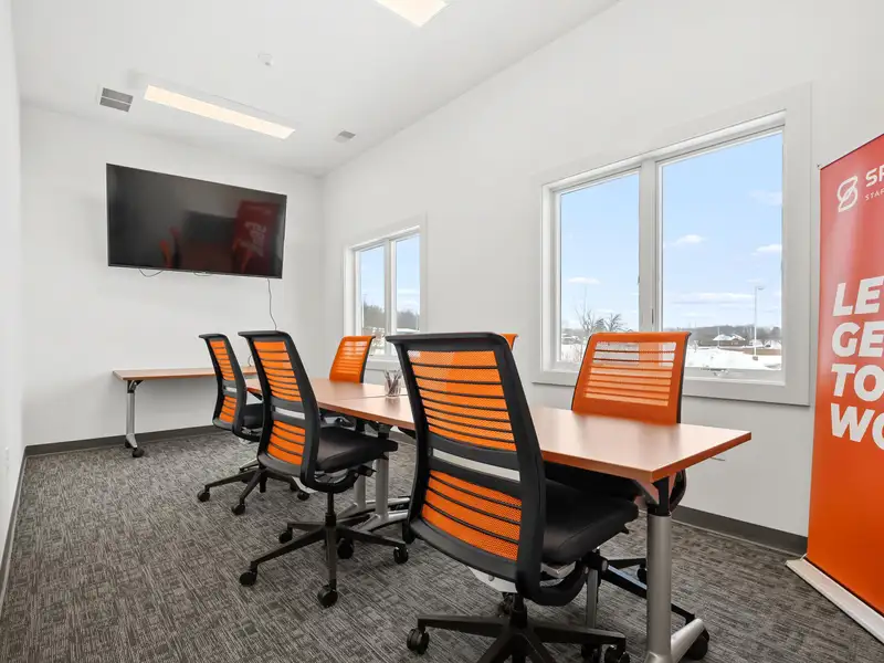 Modern Office Space for Lease in Lakeview District, Battle Creek with High Visibility