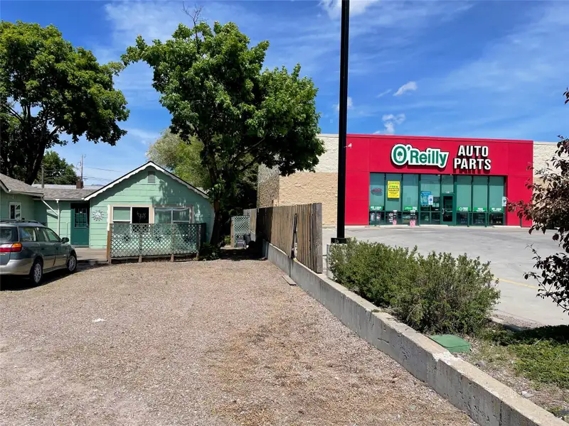 Commercial Corner Lot with 3 Bed Home in Columbia Falls, High Traffic Area
