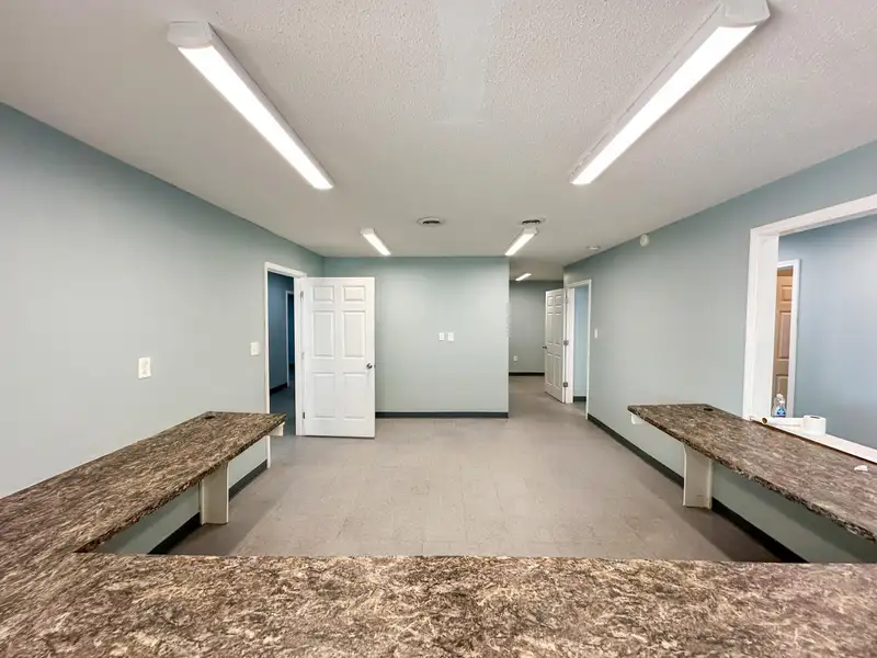 Versatile Commercial Property on Highway 25 N, Corbin with Showroom and Office Spaces