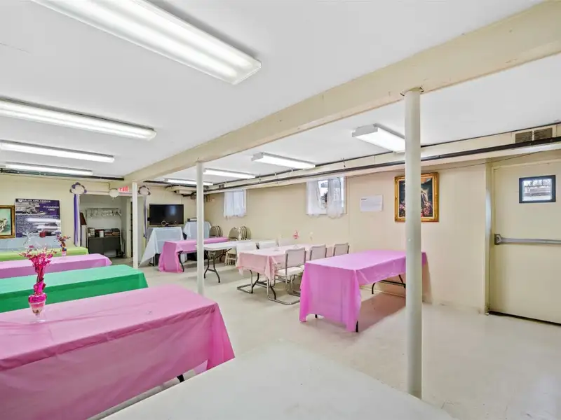 Historic Salem Ame House of Worship for Rent in Roslyn Heights, Nassau County