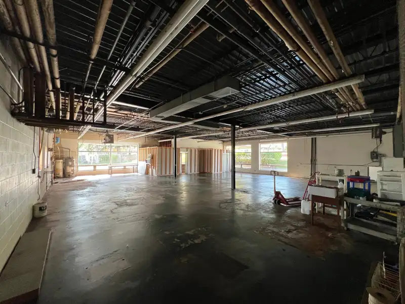 Downtown Marion Corner Commercial Space with High Visibility and Onsite Parking