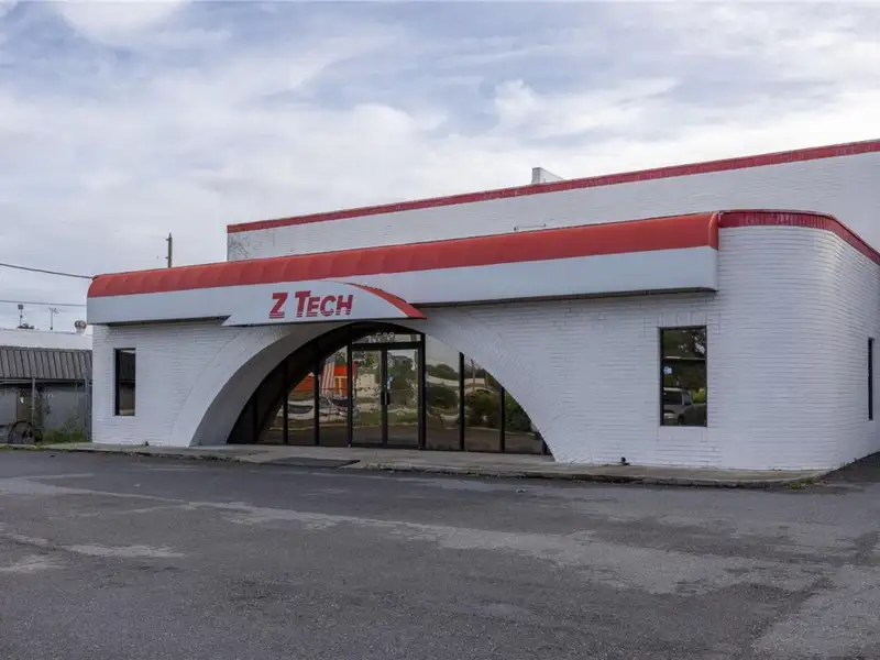 Prime Automotive Facility on Us 17/92 in Longwood, Fl - 9,700 Sq Ft