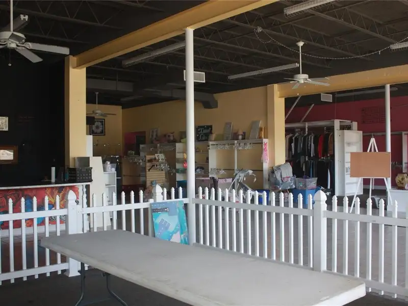 Commercial Space for Lease on N Main Street with Flexible Layout and Parking Access