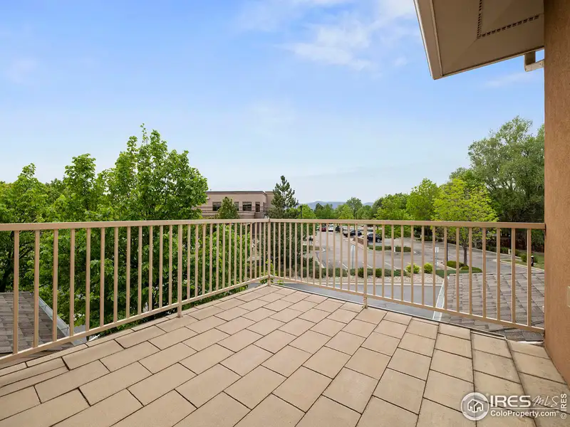 High-end Office Condo for Sale in Prime Location - 3,799 Sf with Balconies