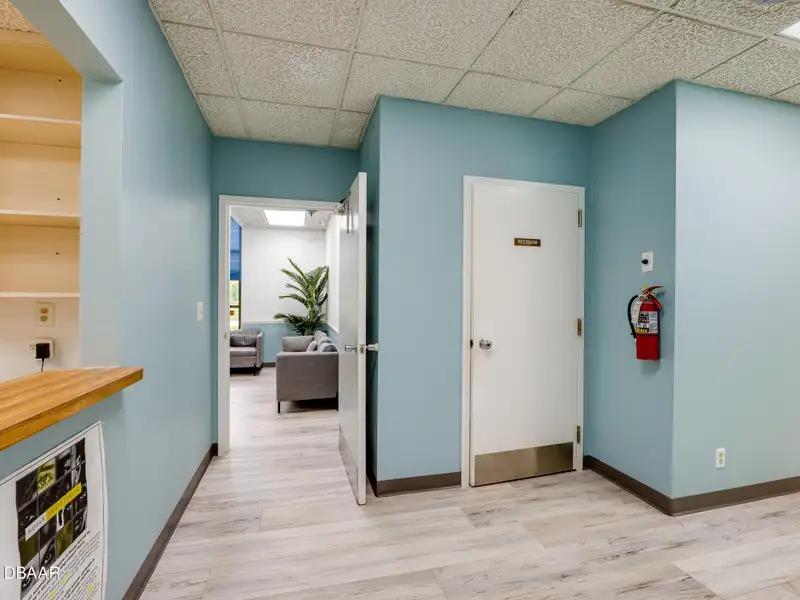Upgraded 2112 S.f. Medical Office Space in Ormond Beach, Near Granada Blvd.