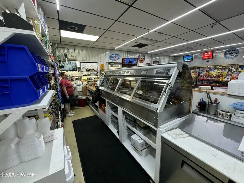 Established Convenience Store with Gasoline Sales in Gates, 30 Years in Business