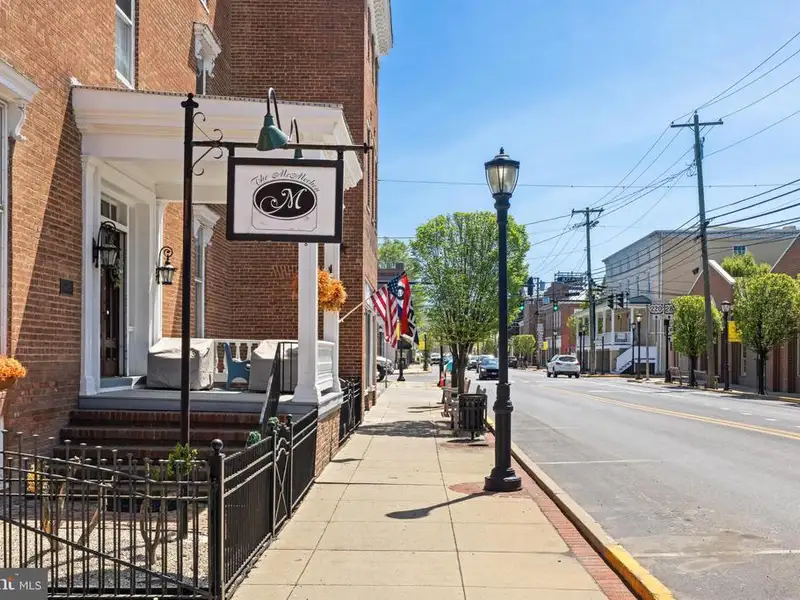 Historic Mcmechan Inn: 13-bedroom Home and Commercial Space in Moorefield, Wv
