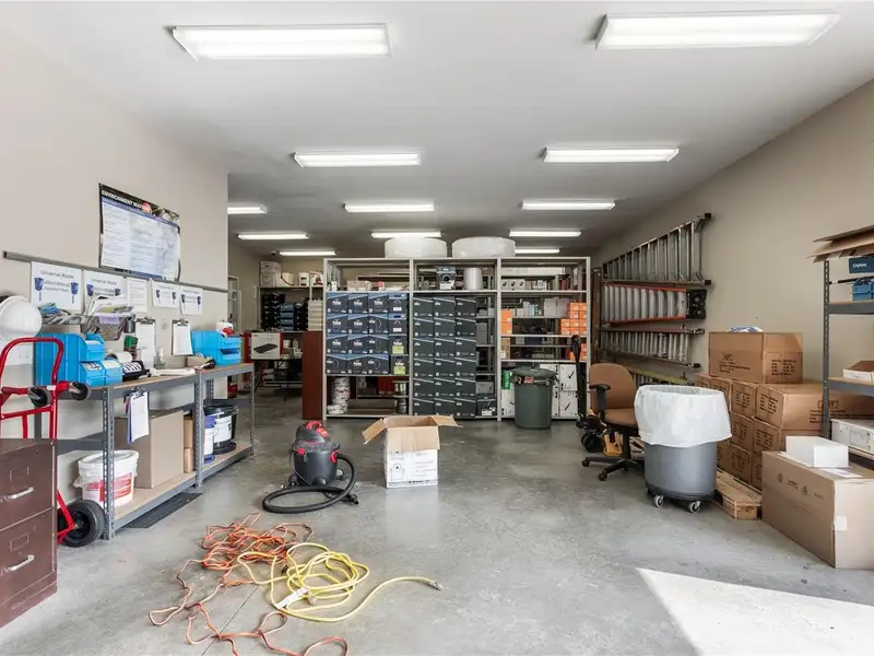 Commercial Investment Property in Gainesville, Fl with Long-term Tenant and Expansion Lot