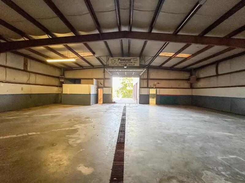 Versatile Commercial Property on Highway 25 N, Corbin with Showroom and Office Spaces