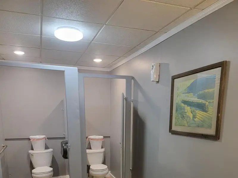 Investment Opportunity: Restaurant with Apartment and Additional Parking Near I-74