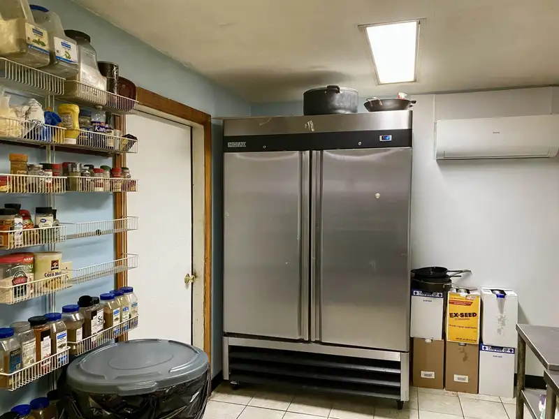 Turnkey Restaurant Opportunity in High-traffic Woodsville/haverhill, Nh with Growth Potential