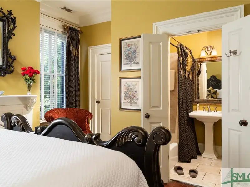 Restored 1871 Gray Brick Townhome in Savannah’s Historic District with Carriage House and Stvr Certificates