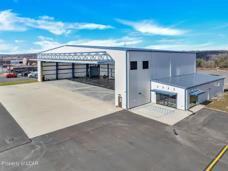 16,000 Sq Ft Hangar for Sale or Lease at Hazleton Regional Airport