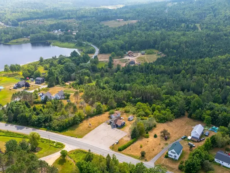 Commercial Restaurant on 1.13 Acres with General Basic Zoning in New Ross, Ns