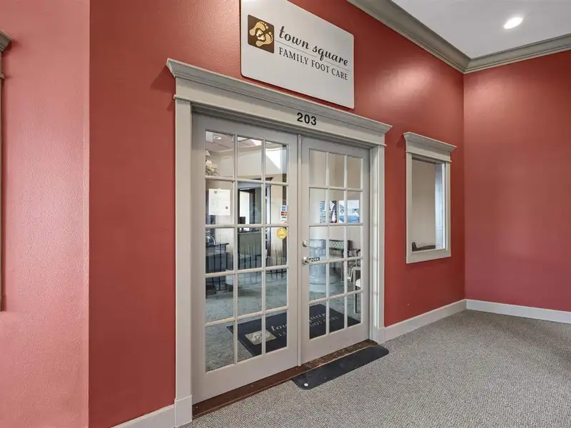 Turnkey 3,073 Sf Medical Office Suite for Lease or Sale in Prime Location