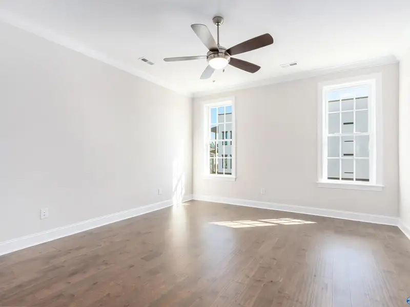 Live/work Townhome with Flex Space, 2 Primary Suites, and 2-car Garage in Prime Location