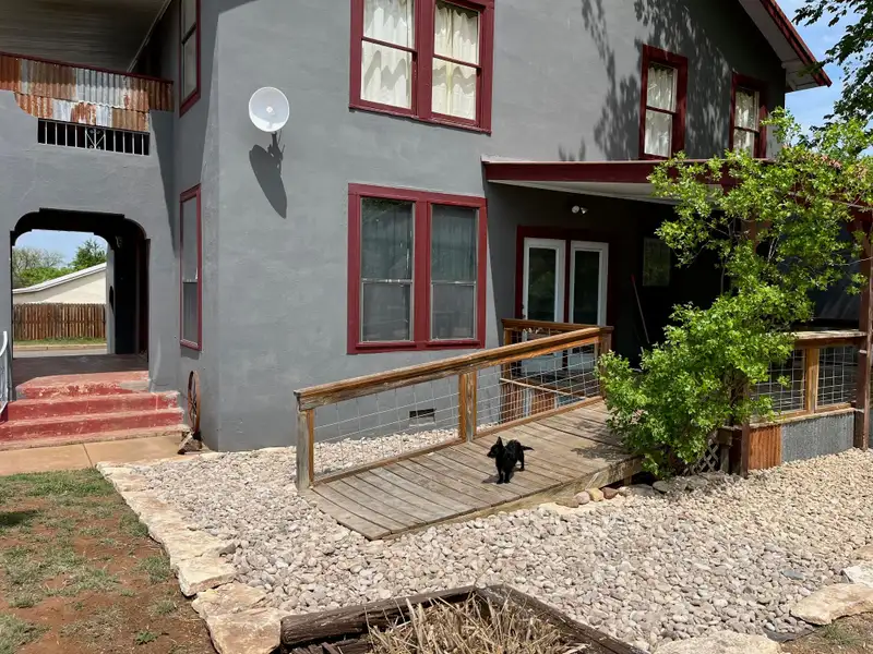 Historic Two-story Commercial Building with Garage Loft Apartment in Prime Location