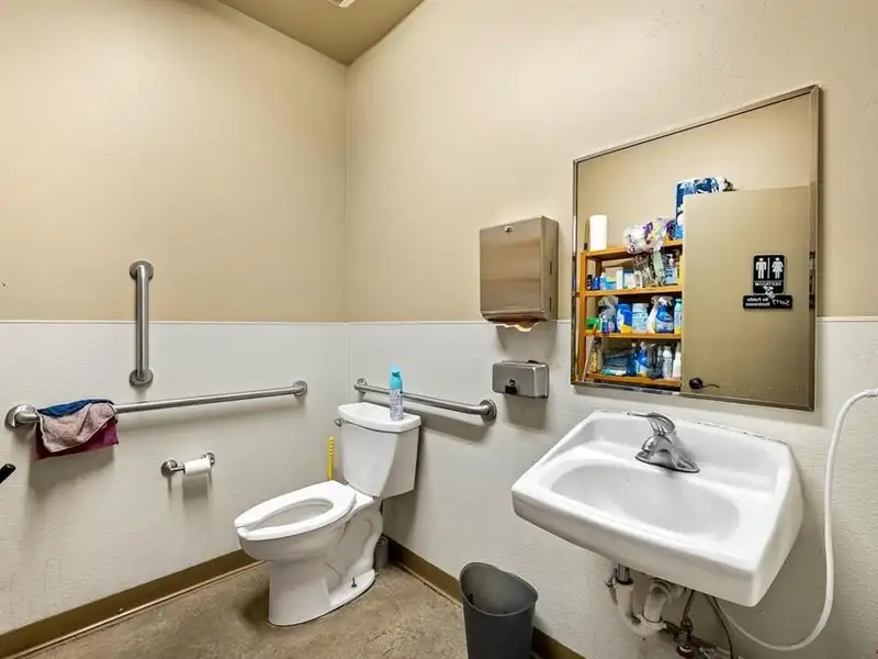 Multi-use Commercial Property with Established Tenants in Durango's Growing Market