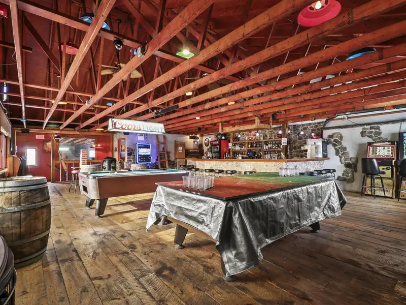 Turnkey Pizzeria and Tavern for Sale in Blakeslee, Pa - Prime Location on Route 115