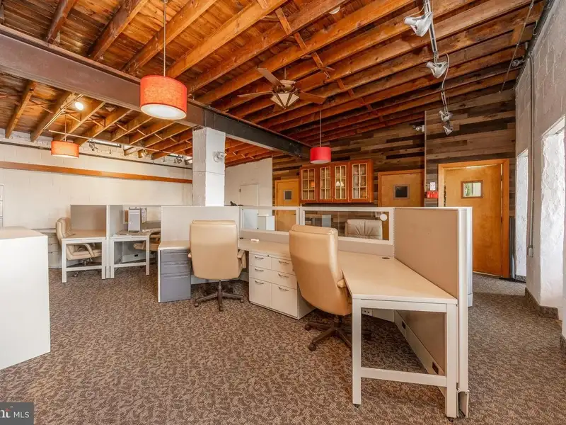 Versatile 5,775 Sf Office Building in Wayne, Pa with Modern Finishes and Executive Suite