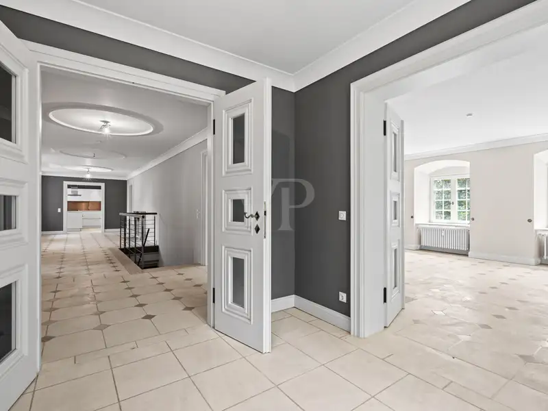 Historic Castle Estate with Equestrian Facilities and Caretaker's Lodge